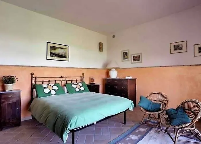 Отель Borgo Laurice *